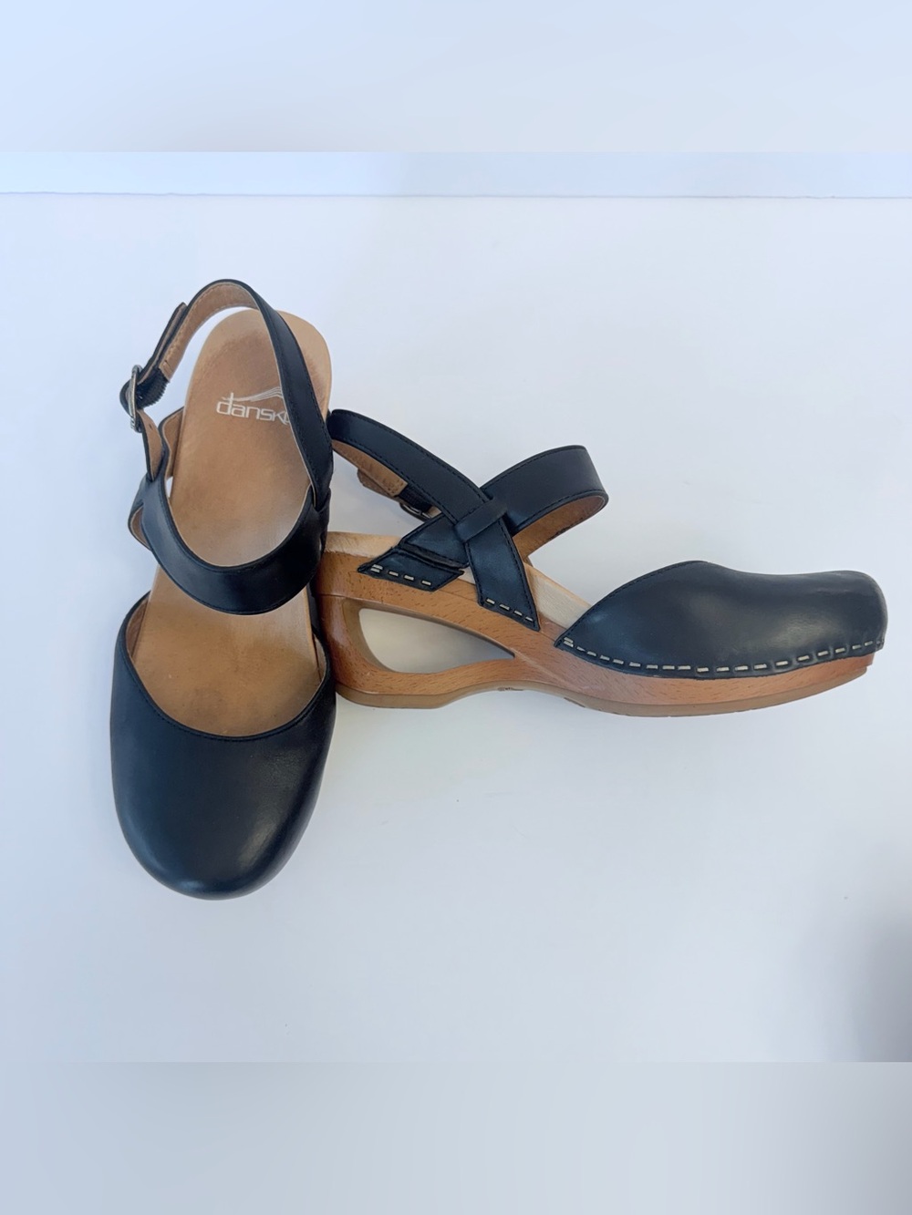 Bundle of Dansko Taci waxy calf leather Mary Jane clogs, black, brown, blue, 37 - Picture 5 of 10